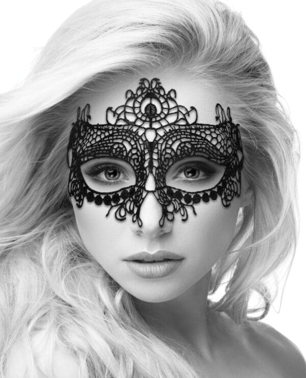 Shots Ouch Black & White Lace Eye Mask - Queen Black - Image 5