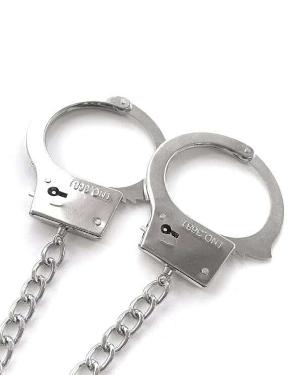 Nixie Metal Butt Plug w/Inlaid Jewel & Fur Cuff Set - Silver Metallic - Image 4