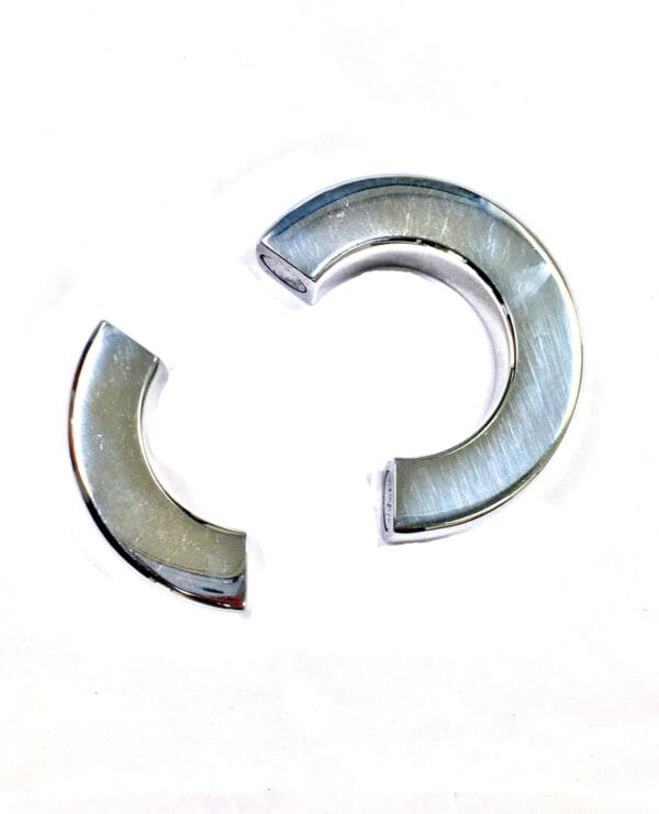 Rouge Stainless Steel Magnetic Ball Stretcher - Image 2