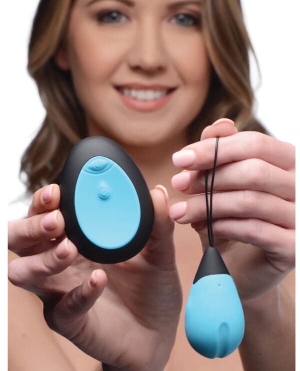 Bang! 10X Silicone Vibrating Egg - Blue - Image 5
