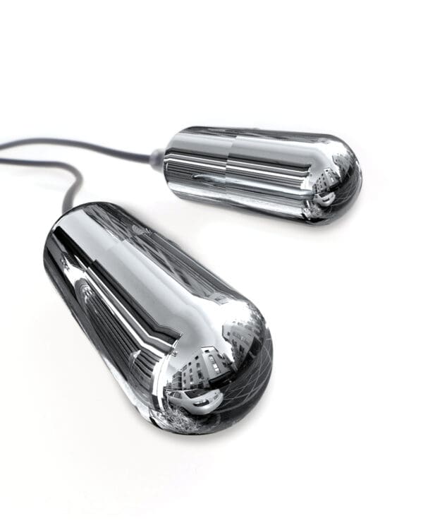Classix Dual Vibrating Head Teaser - Black/Smoke - Image 3