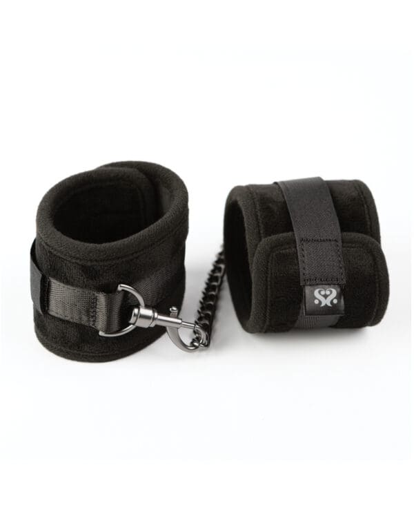 Sei Mio Legs Locked Padded Ankle Restraints - Black - Image 2
