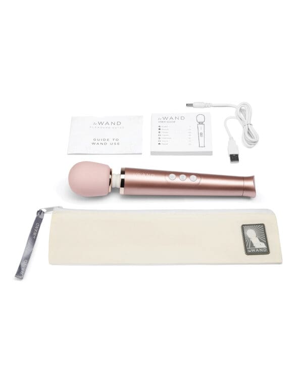 Le Wand Petite Rechargeable Vibrating Massager - Rose Gold - Image 5