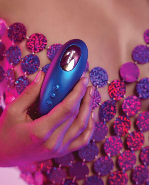 Love to Love Dreamer Mini Tongue Flicker - Iridescent Night - Image 2