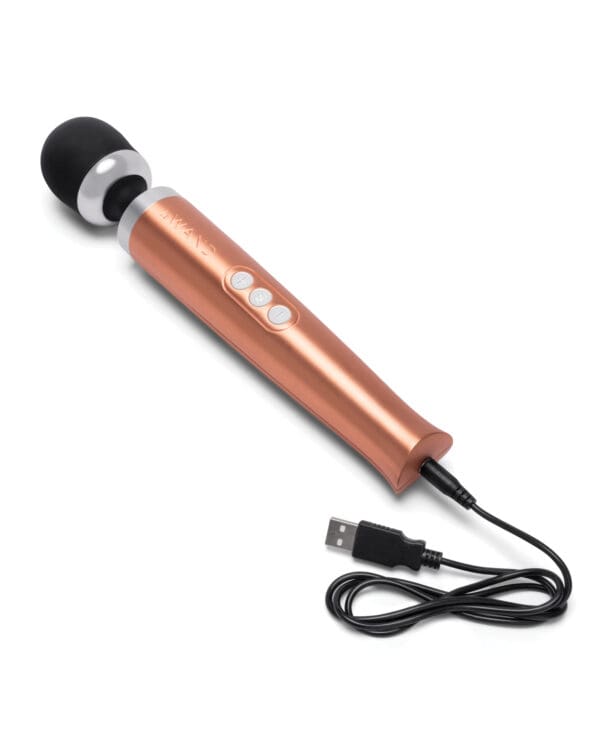 Le Wand Die Cast Rechargeable Massager - Rose Gold - Image 3
