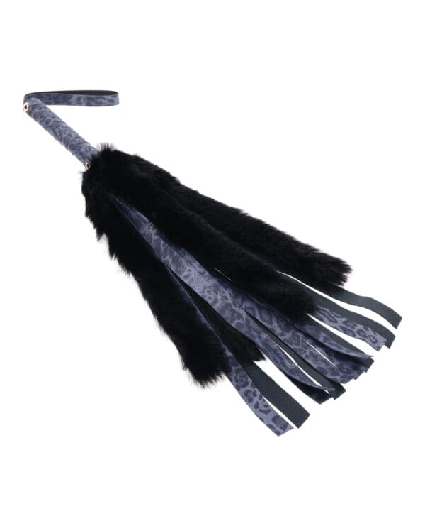 Cougar Faux Fur Flogger - Image 3