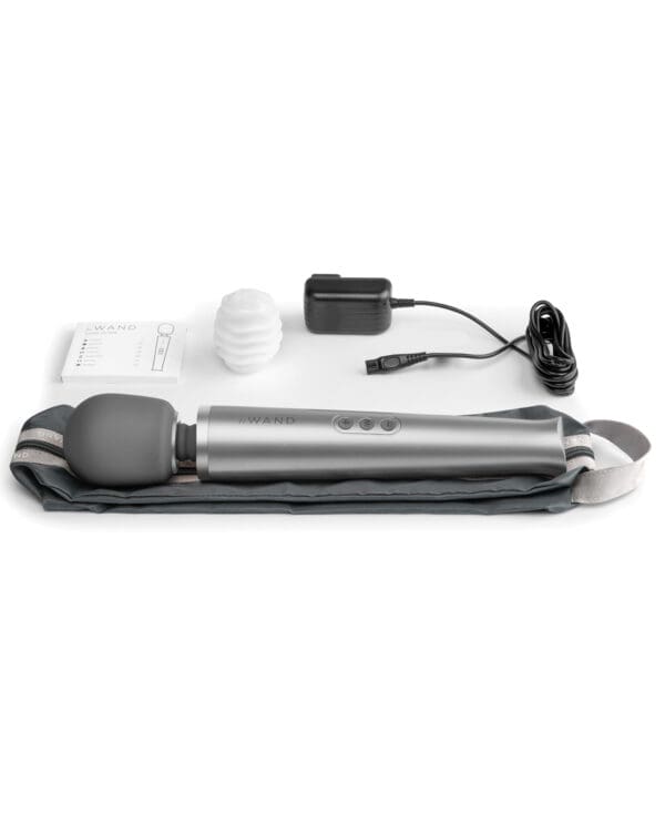 Le Wand Rechargeable Massager - Grey - Image 3
