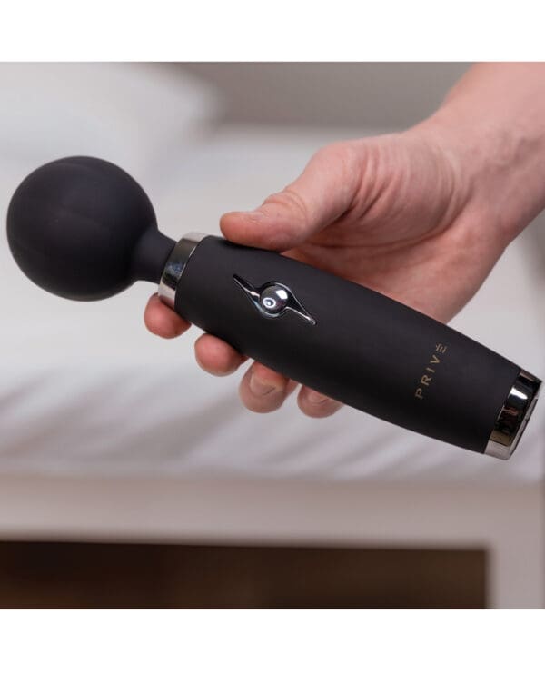 PRIVE Super Wand Massager - Black - Image 3