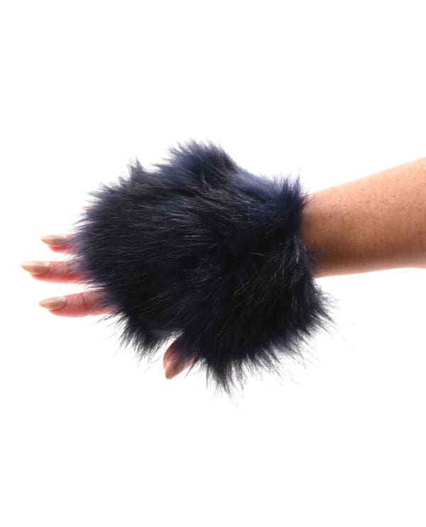 Cougar Spiked Sensory Glove - Image 3