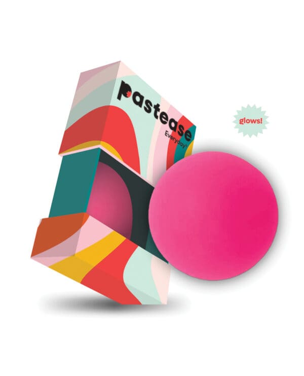 Pastease HALOS Silicone Nipple Covers w/Travel Box - Neon Pink D+ Cup 10 or More Uses - Image 3