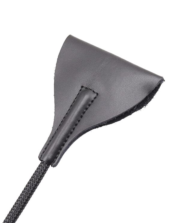 Plesur 21" Wide Tip Leather Crop - Black - Image 3