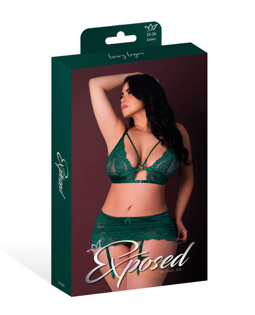Evermore Bralette w/Skirt Garter & Thong 3 pc Set - Emerald QN - Image 5