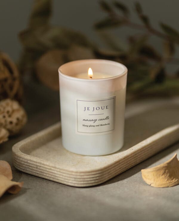 Je Joue Massage Candle - Ylang-Ylang Mandarin - Image 3