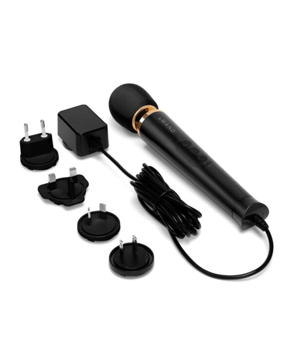 Le Wand Powerful Petite Plug-In Vibrating Massager - Black - Image 4