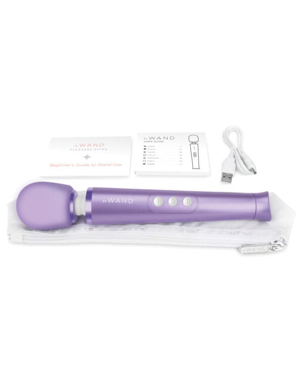Le Wand Petite Rechargeable Massager - Violet - Image 4